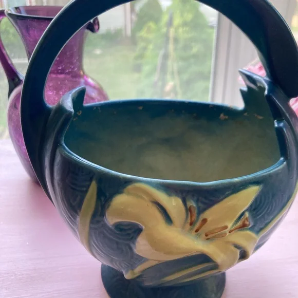 Rare Blue Roseville Pottery Basket - Picture 2 of 10